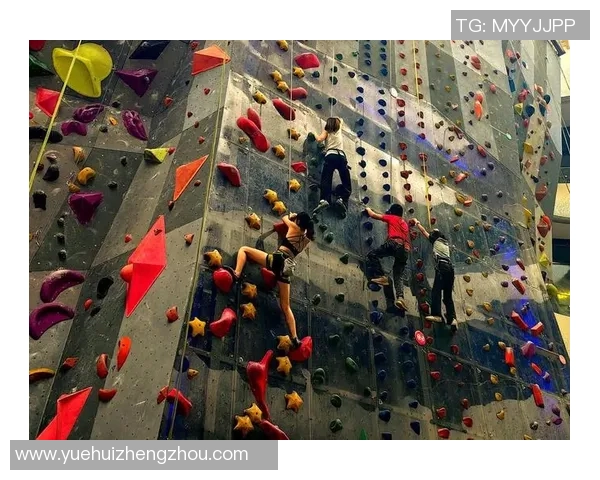 武汉攀岩队协作之道：探索团队配合与攀岩技巧的完美结合