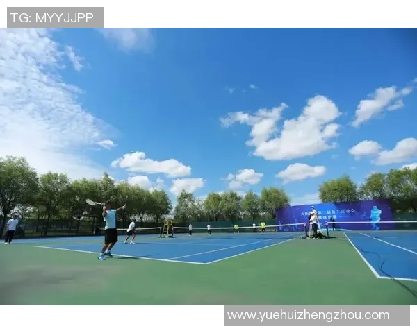 激烈角逐泳池赛场精彩纷呈 游泳比赛直播带你领略巅峰对决